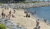 Avcılar Sahili bayramın ilk gününde erken sezonu açtı