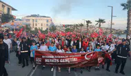 Büyükçekmece sahili 19 Mayıs için kırmızı beyaza büründü