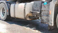 Silivri yolunda mazot sızıntısı trafiği iki saat kilitledi