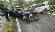 Afyonkarahisar’da köprü üzerinde trafik kazası 4 yaralı