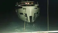 Çanakkale Boğazı'nda arıza yapan teknedeki dört kişiyi ekipler kurtardı