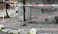 Eskişehir’in merkezinde çatıdan düşen kiremitler korkuttu