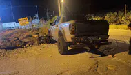 Çanakkale'de kamyonet ile motosiklet çarpıştı Bir genç hayatını kaybetti