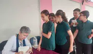 Sarıgöllü öğrenciler Koca Seyit’in yazarıyla bir araya geldi