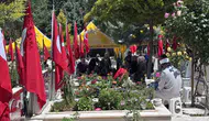 Gaziantep'te bayram arifesinde mezarlık ziyareti yoğunluğu