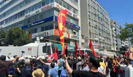 İzmir Cumhuriyet Meydanı'nda miting krizi ve polis müdahalesi