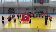 Kağızmanlı minikler okuma sevincini sahnede kutladı