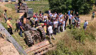 İnegöl'de traktör köprüden uçtu Muhtarın müdahalesi hayat kurtardı