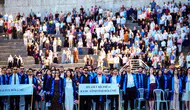 Sakarya Üniversitesi mezunları diplomalarını stadyumda teslim aldı
