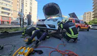 Kayseri’de otomobile giren yılan sırra kadem basıp evde belirdi