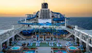 Dev cruise gemisi Aroya rotasını İstanbul’a çevirdi