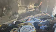 Bodrum Torba'da lojman olarak kullanılan konteyner alevlere teslim oldu