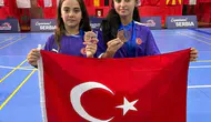 Manisalı genç raketler Sırbistan’da kürsüye çıktı