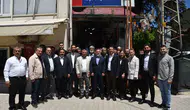 AK Parti Adana teşkilatı bayram mesaisini sahada geçirdi