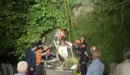 İnebolu'da on metrelik kuyuya düşen inek kurtarıldı