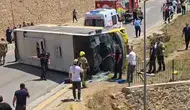 İnegöl'de otobüs dehşeti Çocuğu kurtarmak isterken devrildi