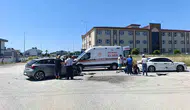 Manavgat'ta kavşak kazası kameralara böyle yansıdı