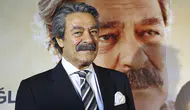 Yeşilçamın usta ismi Kadir İnanır hayatını kaybetti