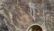 Artvin ve Erzurum arasındaki ulaşımı heyelan kesti