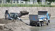 Hüdavendigar Parkı’nda dere temizliği başladı