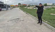 Eskişehir’de kaza noktasına dönüşen sokağa acil çözüm talebi
