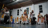 Siirtli öğretmenler sahneye dönüyor