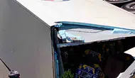 Gaziantep Nizip yolunda muz taşıyan tır devrildi