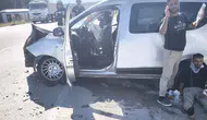 Mersin Erdemli yolunda iki araç çarpıştı