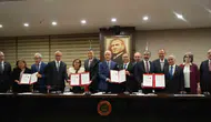 Üniversiteliler artık dersi fabrikada görecek