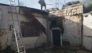 Van'da bir odunluk alevlere teslim oldu