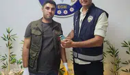 Samsat polisinden yaralı kuş için kurtarma operasyonu