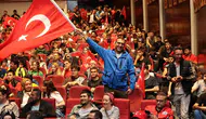 Erciyes Üniversitesi öğrencileri milli maçı dev ekranda izledi