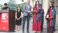 Iğdır’da lise mezuniyetinde heyecanlı veda