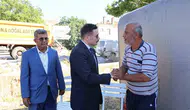 Gökçeada Kaymakamı kapı kapı dolaşarak halkın sorunlarını dinledi