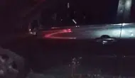 Şemdinli yolunda sürücüsünü şarampole sürükleyen kaza