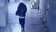 Kırıkkale'de çöp poşetli kundakçı kamerada