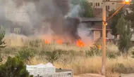 Karabük Plevne Caddesi'nde korkutan ot yangını