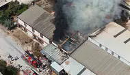 Eskişehir Emko Sanayi Sitesi'nde kereste fabrikası alevlere teslim oldu