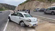 Adıyaman Besni yolunda iki araç birbirine girdi