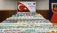 Tuncelili öğrencilerin kütüphaneleri jandarma desteğiyle yenilendi