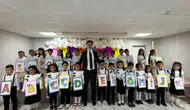 Digorlu minik öğrencilerin ilk okuma heyecanı