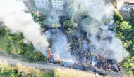 Samsun Canik'te apartmanların dibinde çıkan yangın paniğe yol açtı