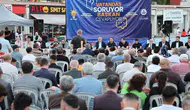 Sincan’da mahalleli belediye başkanına doğrudan soru soruyor