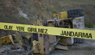 Kırıkkale'de iş makinesi uçuruma yuvarlandı