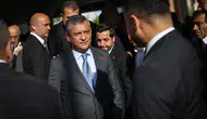 Özgür Özel'den CHP il başkanlarına sahip çıkma çağrısı