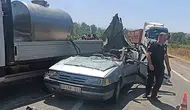 Çan yolunda feci kaza Otomobilin tavanı koptu