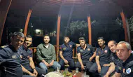 Otomobiline asılan not sayesinde üç kedi ölümden döndü