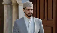 Mert Yazıcıoğlu ve Gülseren Budayıcıoğlu’nun torunu Zeynep Artukmaç aşk yaşıyor
