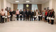 Edremit’te okuldan kopan çocukları eğitime döndüren öğretmenlere ödül