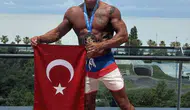 Bolu Emniyetinde çifte hayat Müdür Türker Uygur dünya şampiyonu oldu